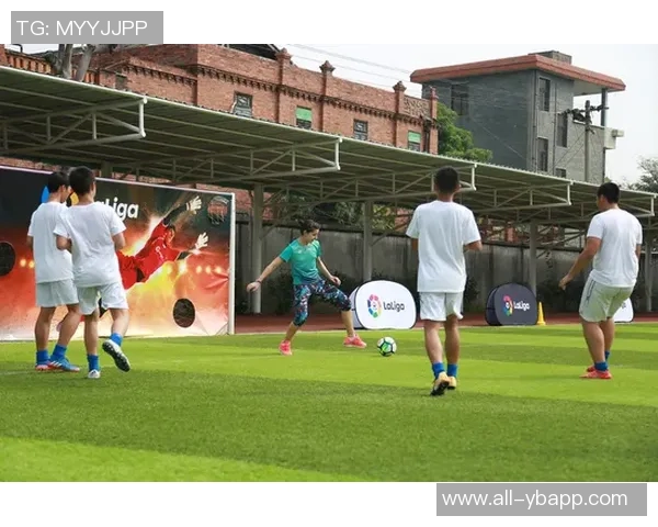 杨瀚森若提升英语能力将助力球队发展曾有球员借海绵宝宝学习英语技巧